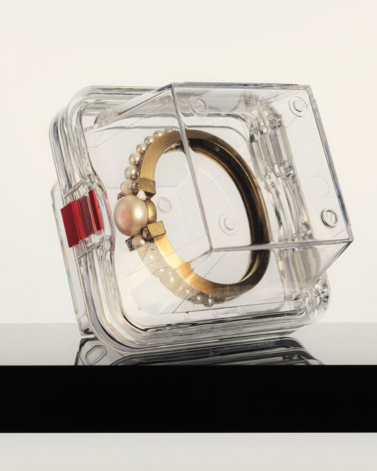 NATURAL PEARL AND DIAMOND BRACELET